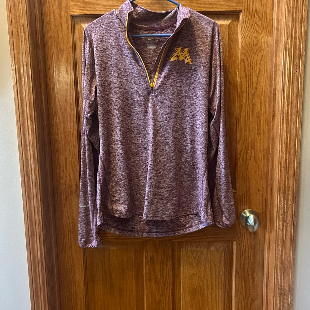 Minnesota Gophers Nike dri fit Quarter-Zip Pullover